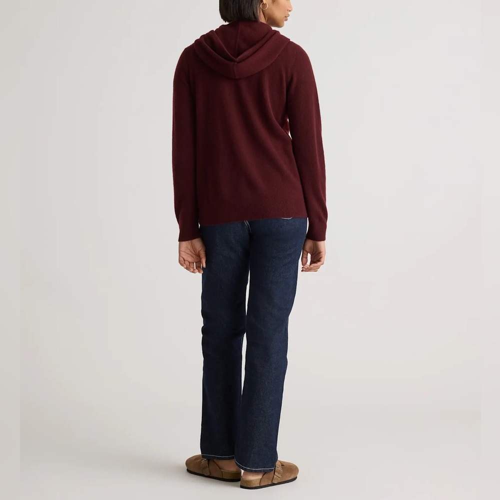 QUINCE Mongolian Cashmere Full-Zip Hoodie Rich Burgundy - Picture 5 of 10